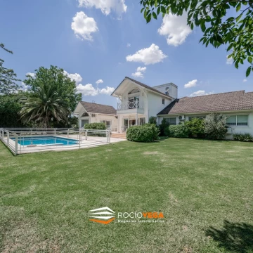Casa en Venta en San Diego Country Club Moreno