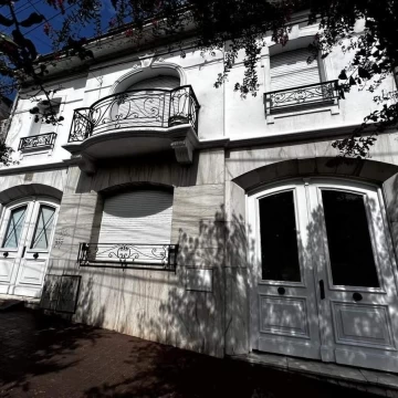 Casa de 6 dormitorios en COFICO - Excelente ubicación
