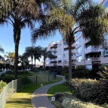 Departamento de 3 dormitorios de categoría en venta en Village Plaza