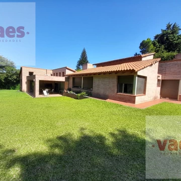 VENTA CASA 4 DORM - CATEGORIA - VILLA WARCALDE