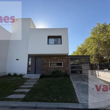 VENTA – Duplex de 3 dormitorios con detalles de categoría | Las Piedras Valle Escondido