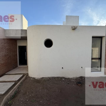 VENTA – Dúplex de 1 dormitorio con patio y cochera en Docta