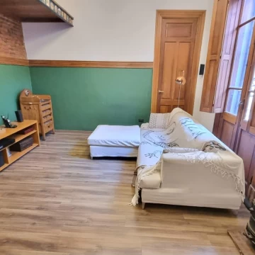 Venta casa con local/oficina en Echesortu Rosario. Excelente estado