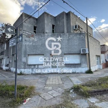 Casa en barrio Sargento Cabral a refaccionar 