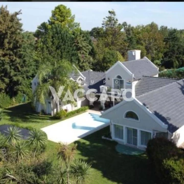 Venta y Alquiler de Casa 6 Ambientes en San Diego, Moreno