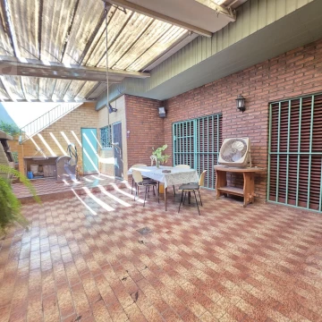 Casa en Venta en Villa Ballester - Cinco Ambientes - Zona Residencial