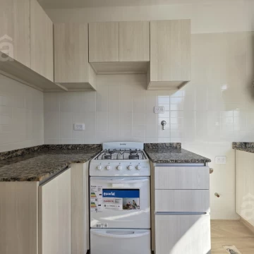 Departamento en Villa Ballester - Venta - Dos Ambientes - Próximo a estación de trenes.