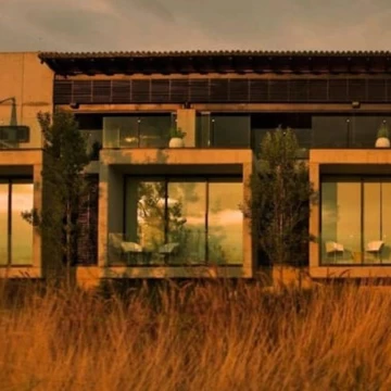 Casa Moderna en Valle de Bravo