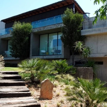 Casa Moderna en Valle de Bravo