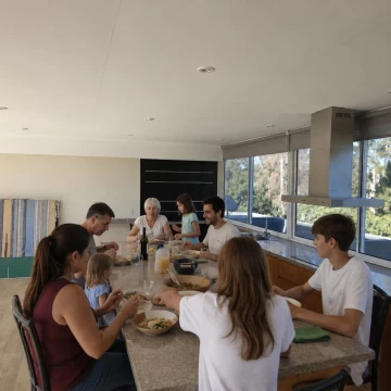 Venta Departamento de 4 ambientes en La Esmeralda Suites, Km 50, Pilar - Frente a Palmas del Pilar