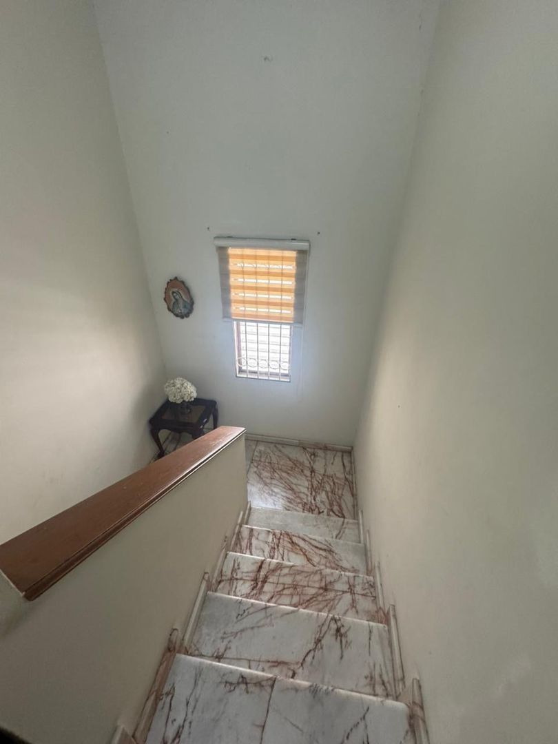 escaleras.jpeg
