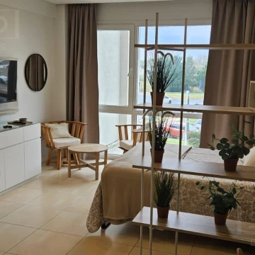 Alquiler  departamento monoambiente amoblado con cochera La Bahia, Nordelta