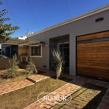 Casa 2 dormitorios en venta  Spilimbergo / Chacra Norte