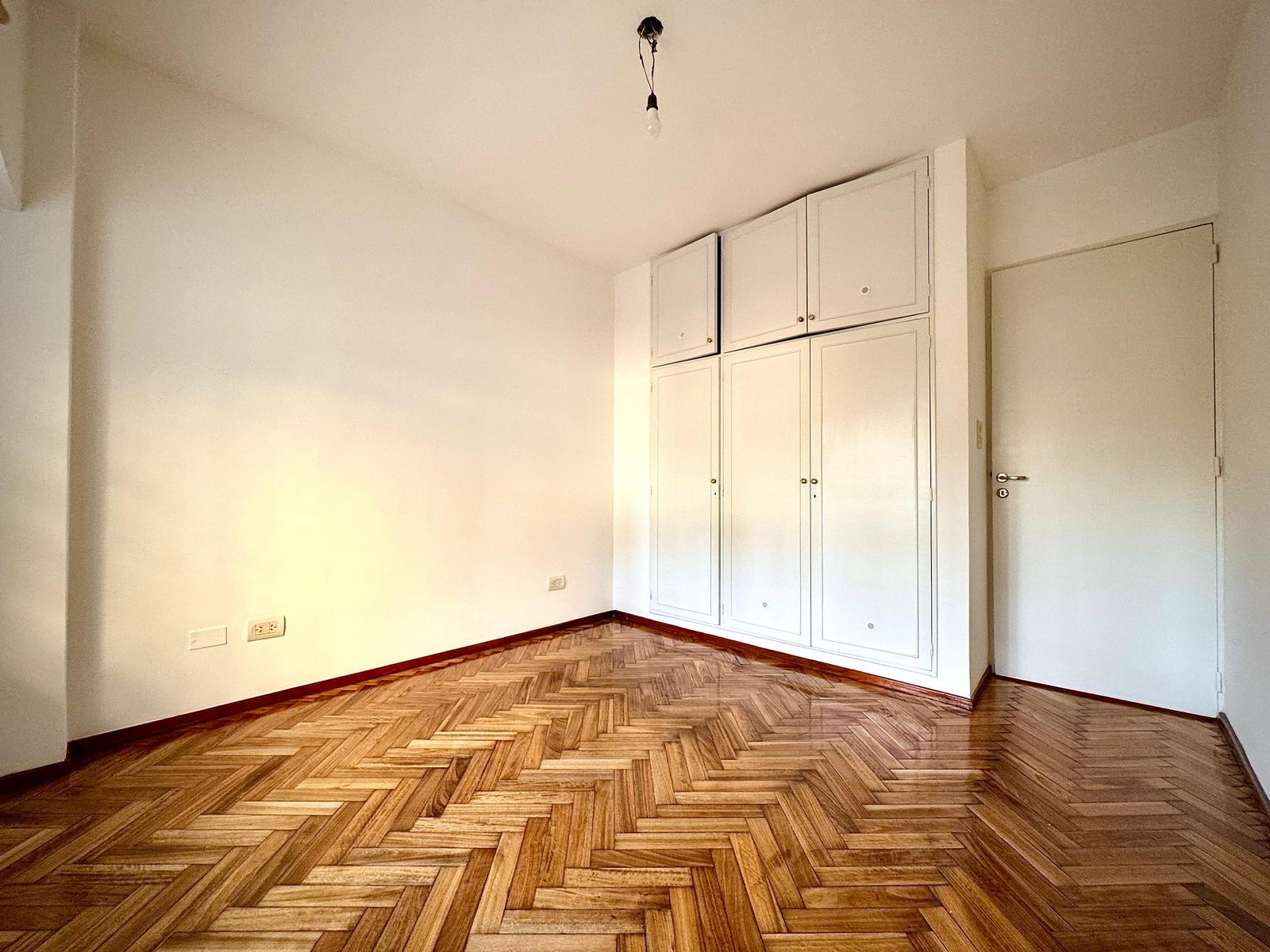 Departamento de 2 Dormitorios en Venta – Barrio Martín