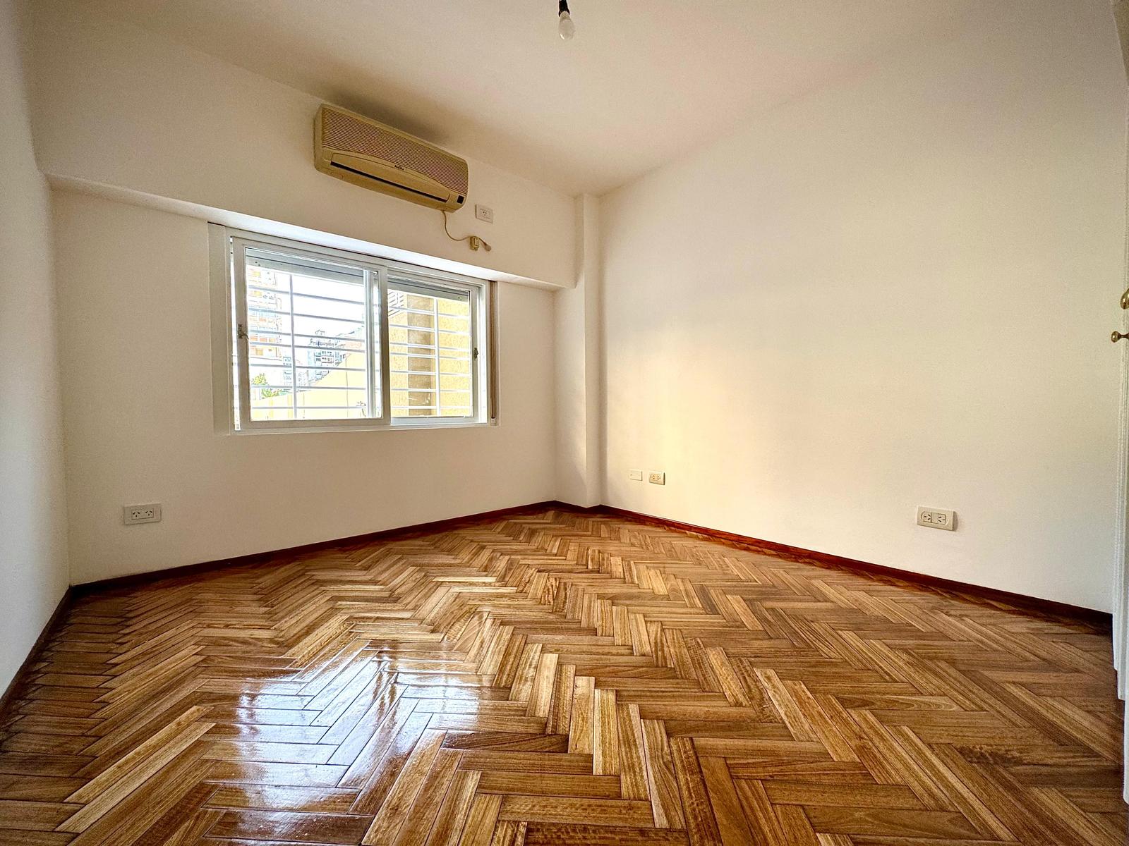 Departamento de 2 Dormitorios en Venta – Barrio Martín