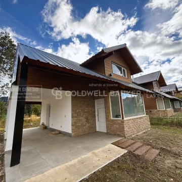 VENTA CASA 3 Dormitorios a estrenar, 85m2, Barrio Norte, Villa La Angostura.
