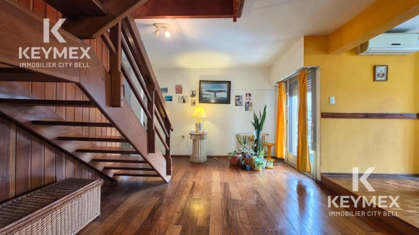 Departamento de 3 dormitorios con terraza propia en venta, La Plata