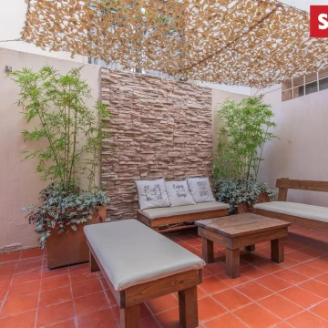 Venta 4 ambientes con dependencia, patio y cochera en Palermo