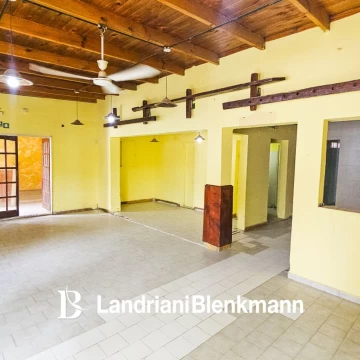 Local comercial en Alquiler 