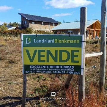 Venta Terreno en Aluminé. A 320 km de Neuquén Capital. Esquina de 651 mts2. Barrio Abierto.