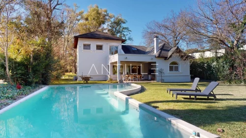 CASA EN VENTA | ABRIL CLUB DE CAMPO