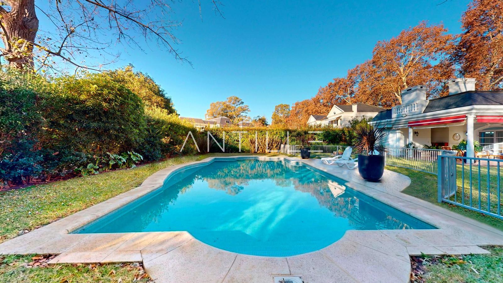 PILETA CASA EN VENTA EN ABRIL CLUB DE CAMPO, HUDSON
