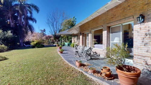 CASA EN VENTA | ABRIL CLUB DE CAMPO