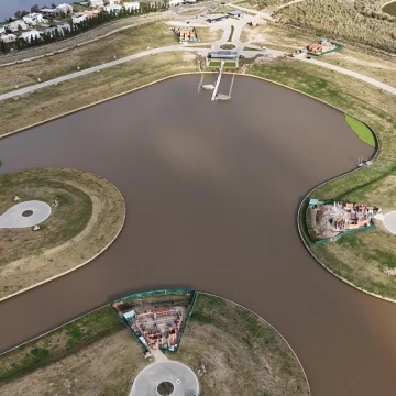 1782425898.jpg