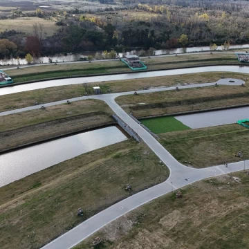 1782425902.jpg