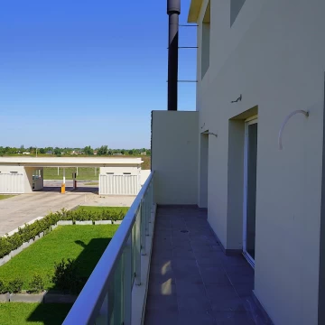 1782426020.jpg