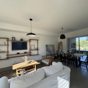OPORTUNIDAD! Casa estilo Dúplex a Estrenar