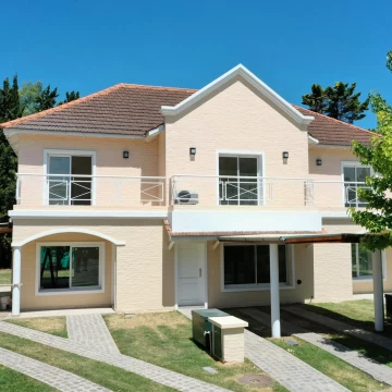 Casa en  venta 4 ambientes - Pilar - Barrio cerrado Las Margaritas