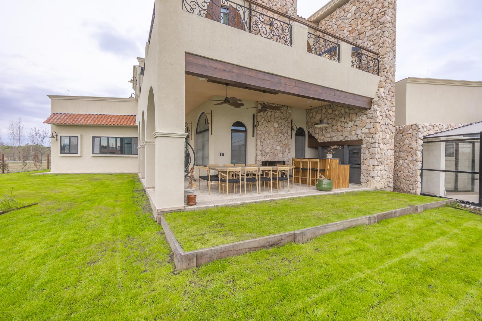 image 32
