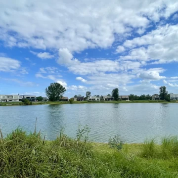 Terreno en Venta en Canton Al Lago Central 