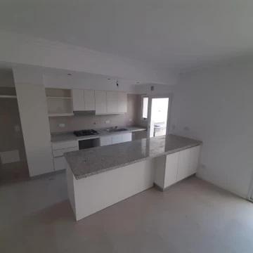 Departamento estilo Dúplex en Altos de Maschwitz - 4 AMB de Pozo