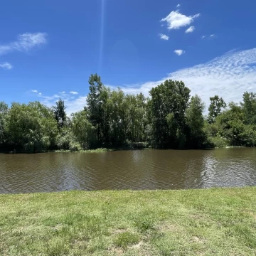 Lote al rio en Naudir Aguas Privadas - 900 m2 - Noroeste 