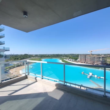 Departamento en Venta - Amoblado y Equipado en Remeros Beach, a la Laguna