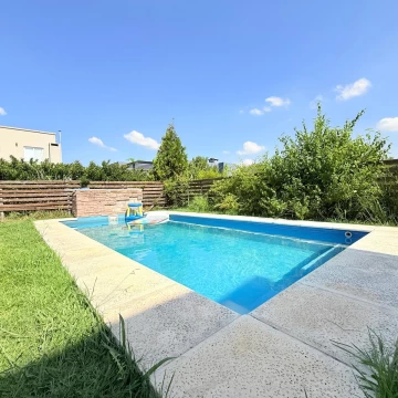 Casa en Venta APTO CREDITO en Barrio Los Arces, Pilar