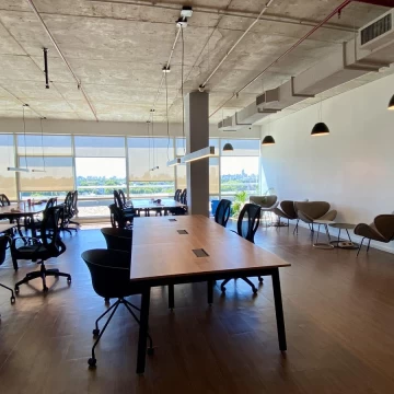 Oficina en alquiler en Edificio Nodus - 160 m2