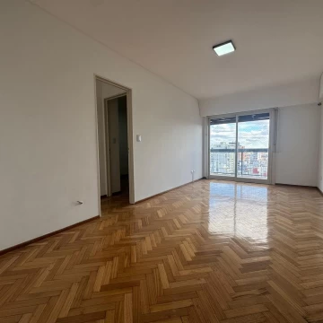 3 Ambientes| Alquiler en V Urquiza| Hermoso depto. piso alto