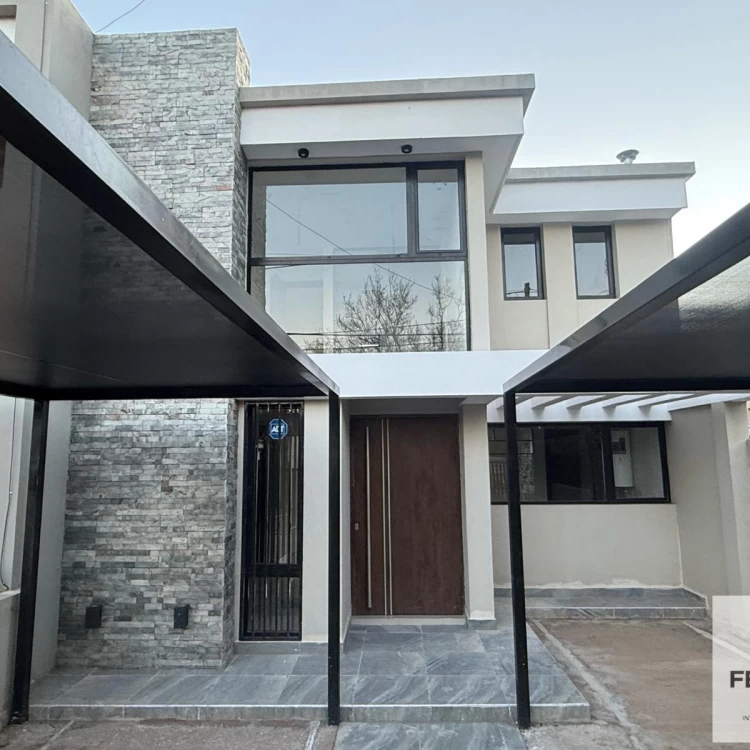 CASA PREMIUM A ESTRENAR 3 DORM | DISEÑO ÚNICO CON ÁRBOL INTERIOR