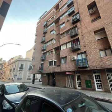 Departamento en ALQUILER | 1 Dormitorio | Barrio Alberdi | Balcon | Amplio | Luminoso