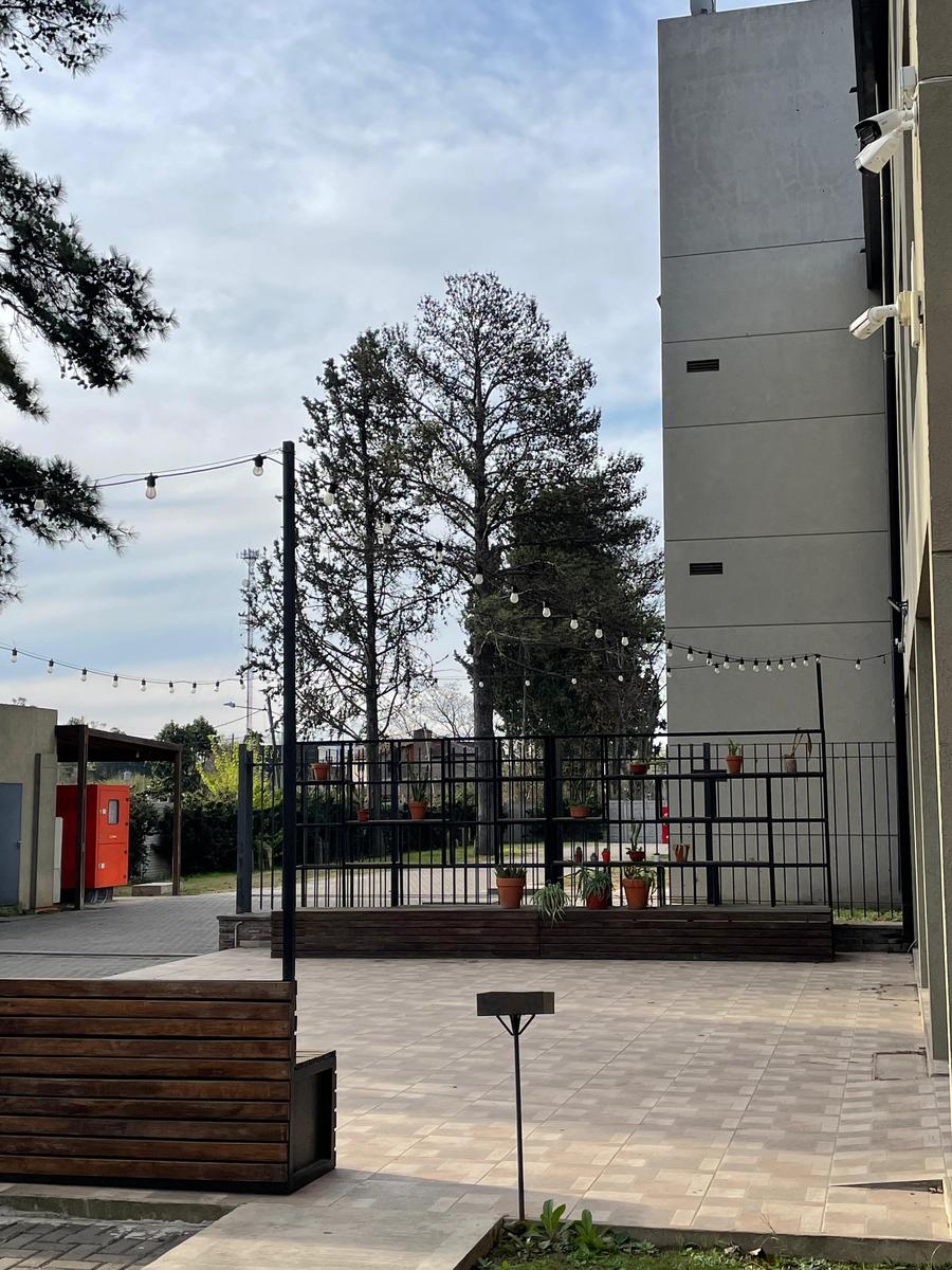 Estacionamiento de Cortesía