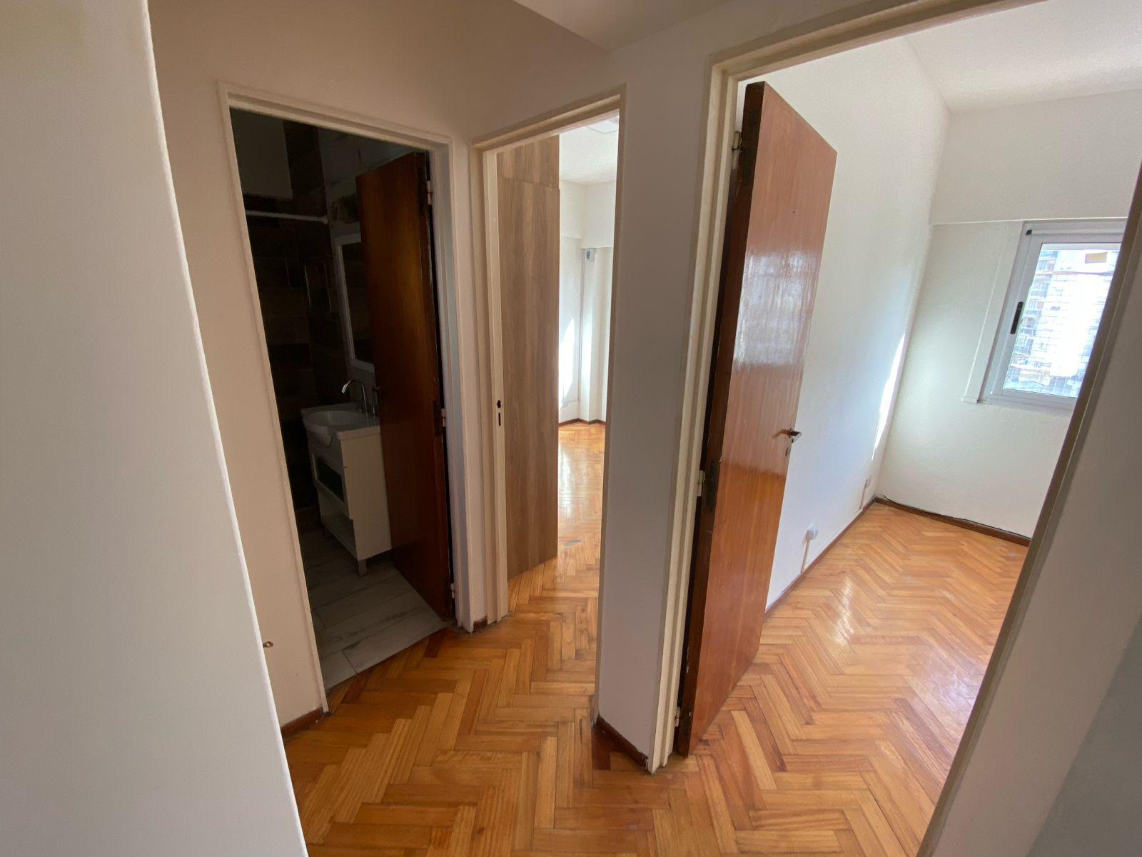 PASILLO DISTRIBUIDOR