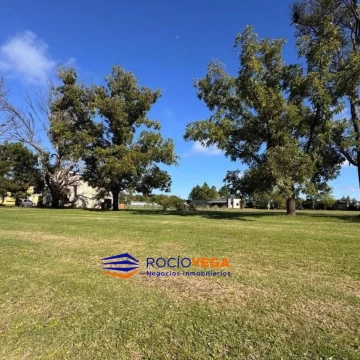 Terreno a la venta en La Elina, Comarcas de Lujan