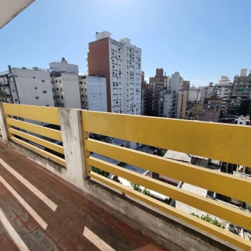 ¡Oportunidad Inversores! Piso Exclusivo de 2 Dormitorios en Zona Universitaria
