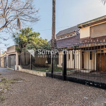 Venta casa 5 ambientes con quincho y parque en Haedo Sur