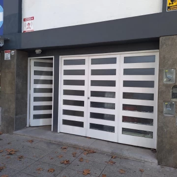 Local en Paternal