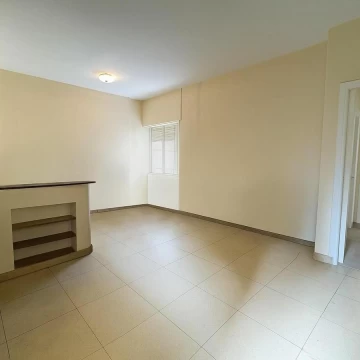 TRES AMBIENTES EN VENTA EN BELGRANO C