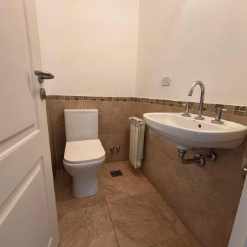 1782502320.jpg